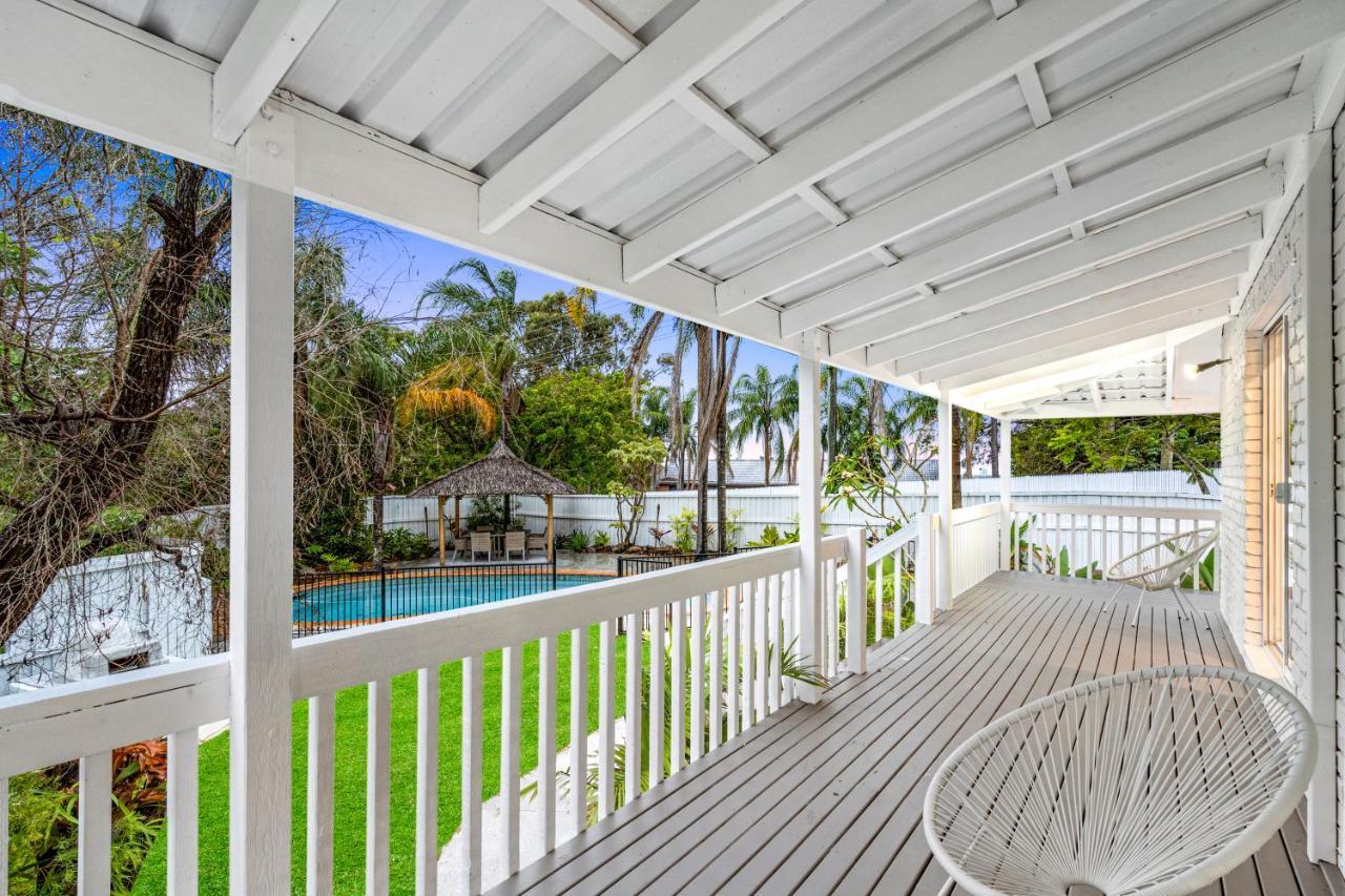 4 Bedroom Family With Pool - Uplands Drive - Q Holiday home Gold Coast