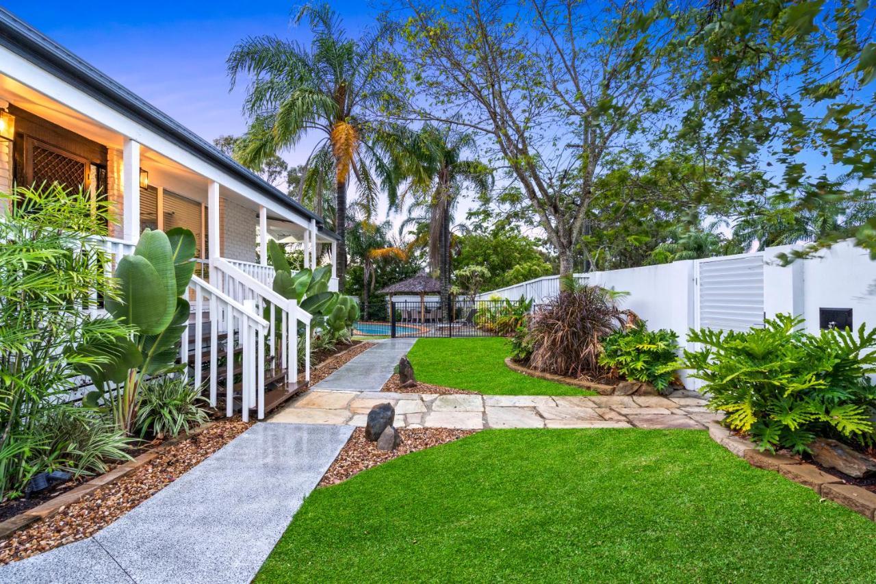 4 Bedroom Family With Pool - Uplands Drive - Q Holiday home Gold Coast