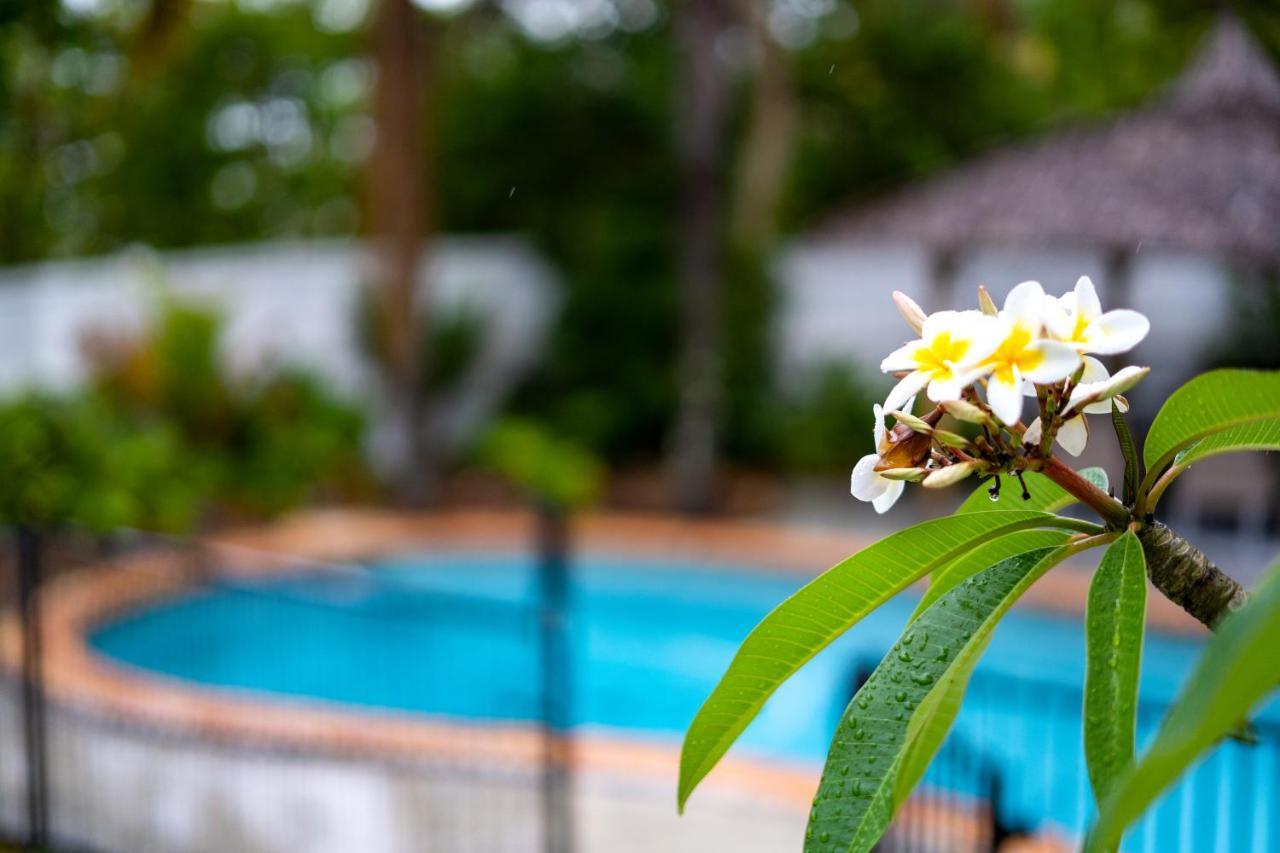 4 Bedroom Family With Pool - Uplands Drive - Q Holiday home